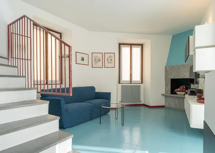 Casa Rossella - Charming Retreat In Rancio 아파트 *